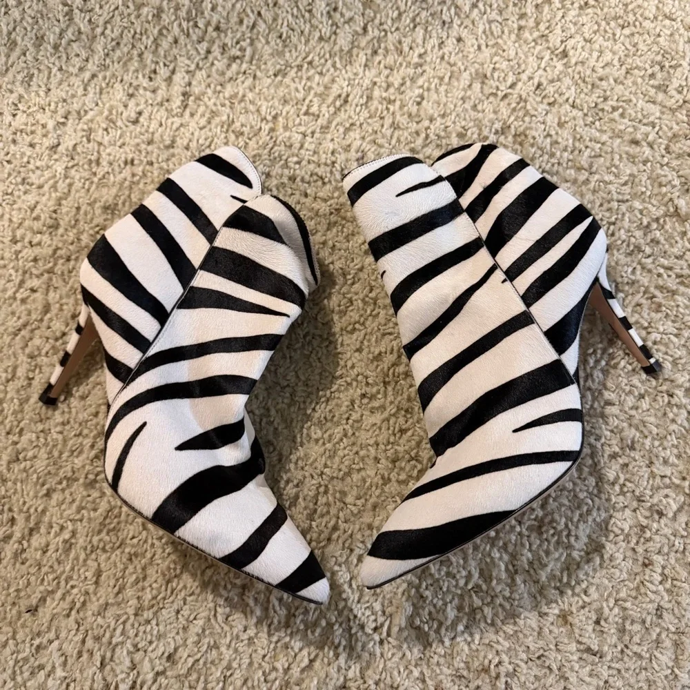 Gianvito Rossi zebra boots NWOT
